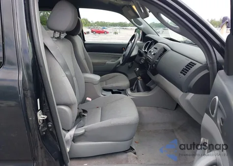 2005 Toyota Tacoma z USA, uszkodzony, nr VIN 5TETX22N55Z014304